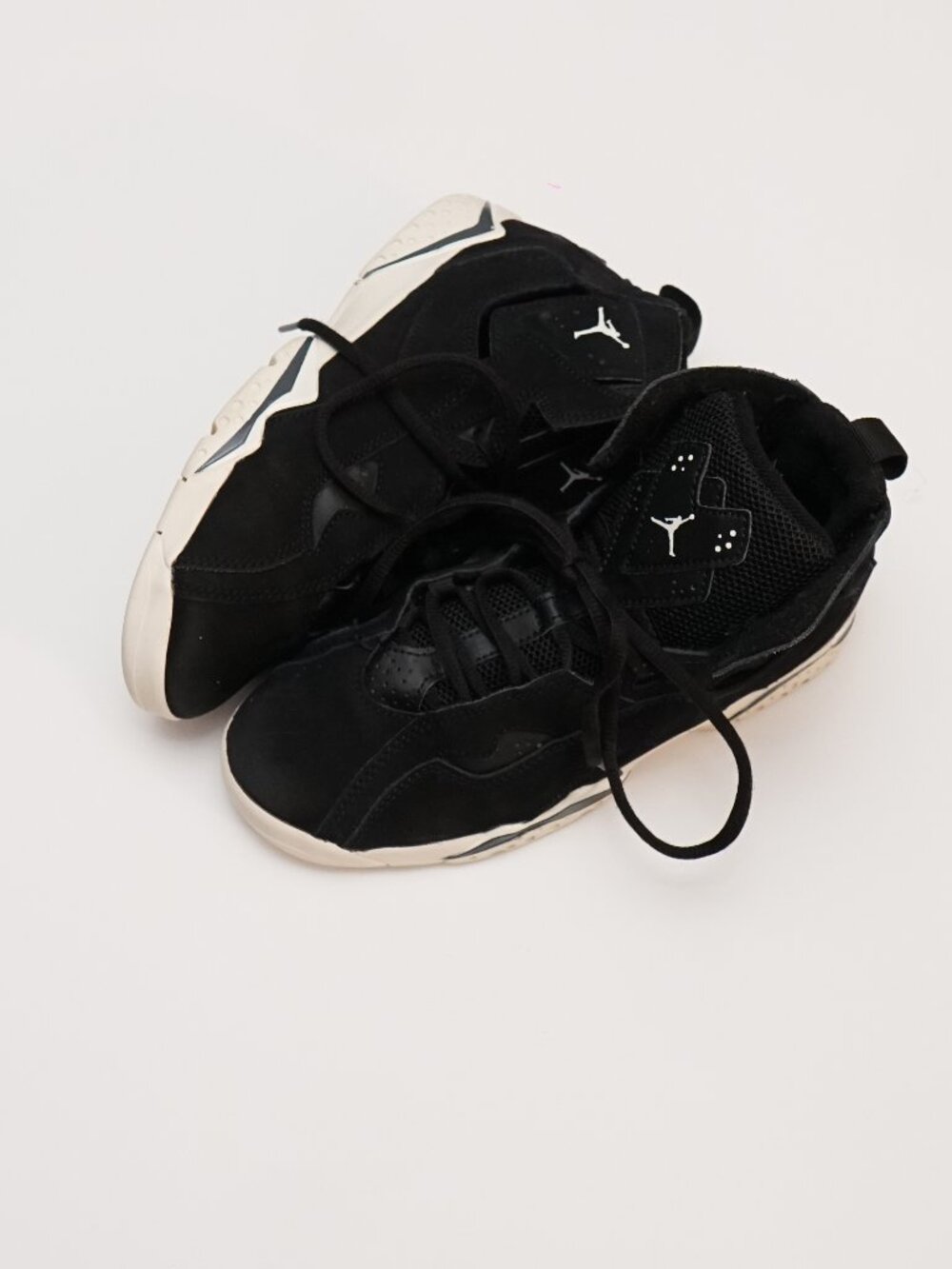 Jordan True Flight Youth Size 3Y – Black/Gray Lace Up High Top Shoes